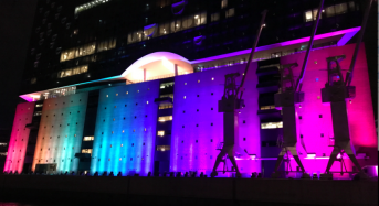 Freitag, 4. August: Rote Flora fürchtet Steuerfahnder, Ballindamm wird Flaniermeile, Elbphilharmonie leuchtet bunt